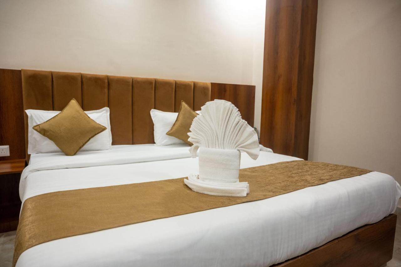 Kiran Palace Hotel Varanasi Luaran gambar