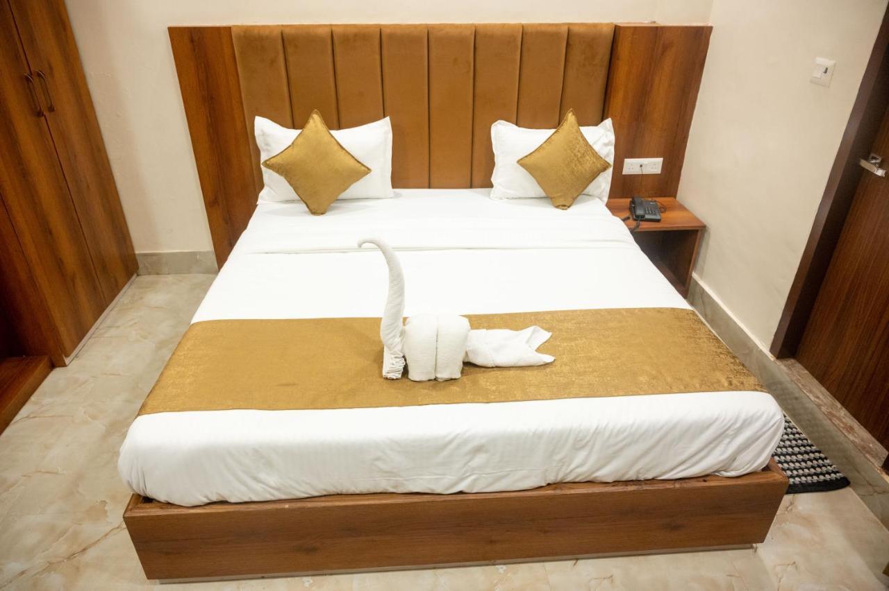 Kiran Palace Hotel Varanasi Luaran gambar